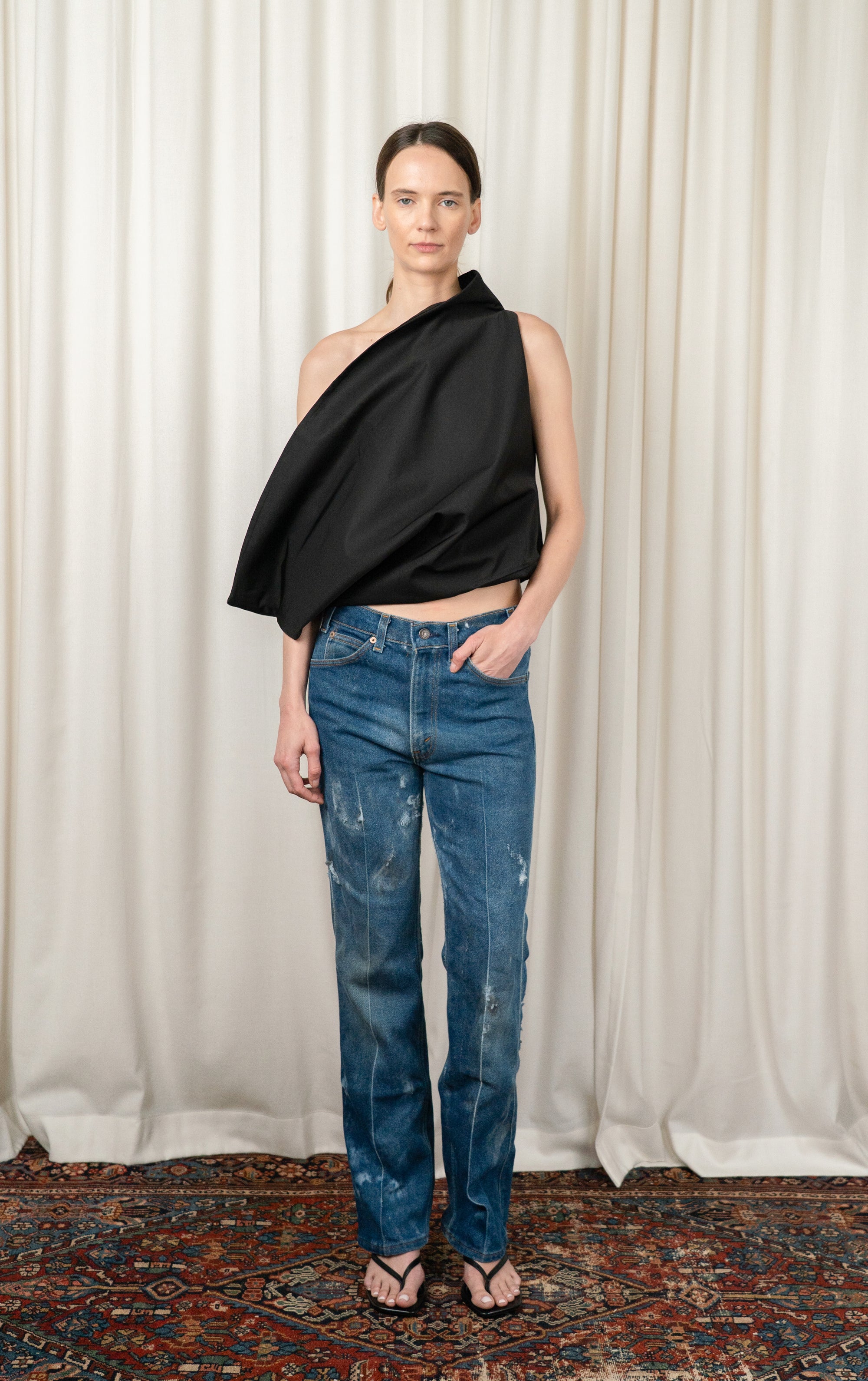 Black Extended Cone Top