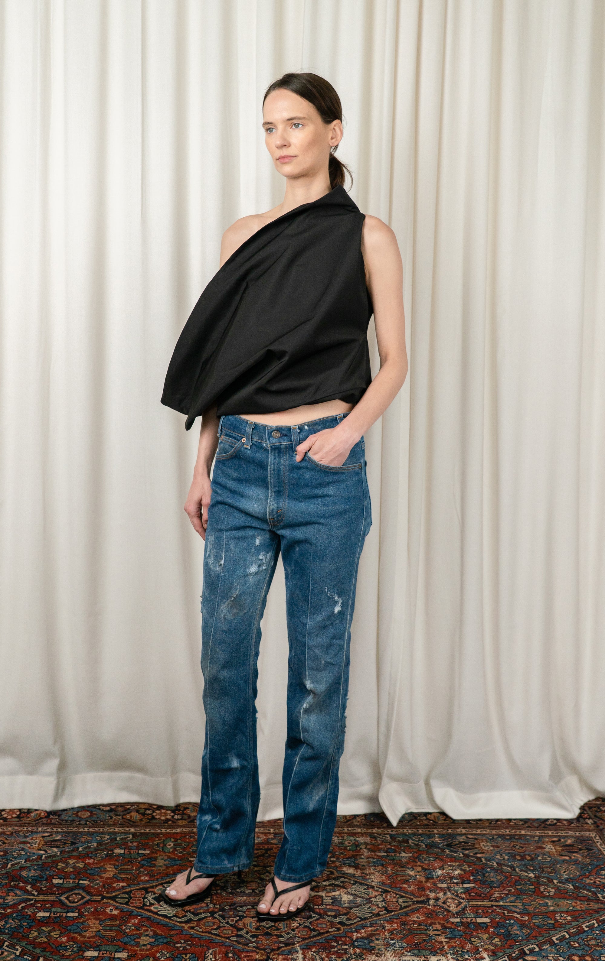 Black Extended Cone Top