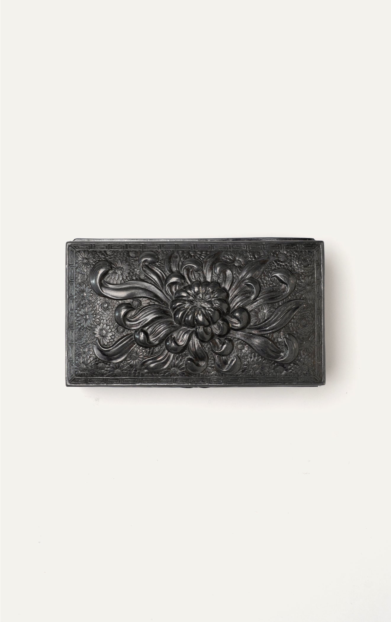 Vintage pewter carved chrysanthemum box closed