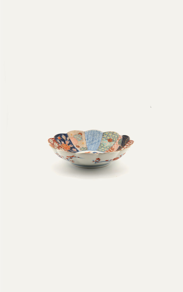 Antique Japanese Imari scalloped bowl with brocade panels