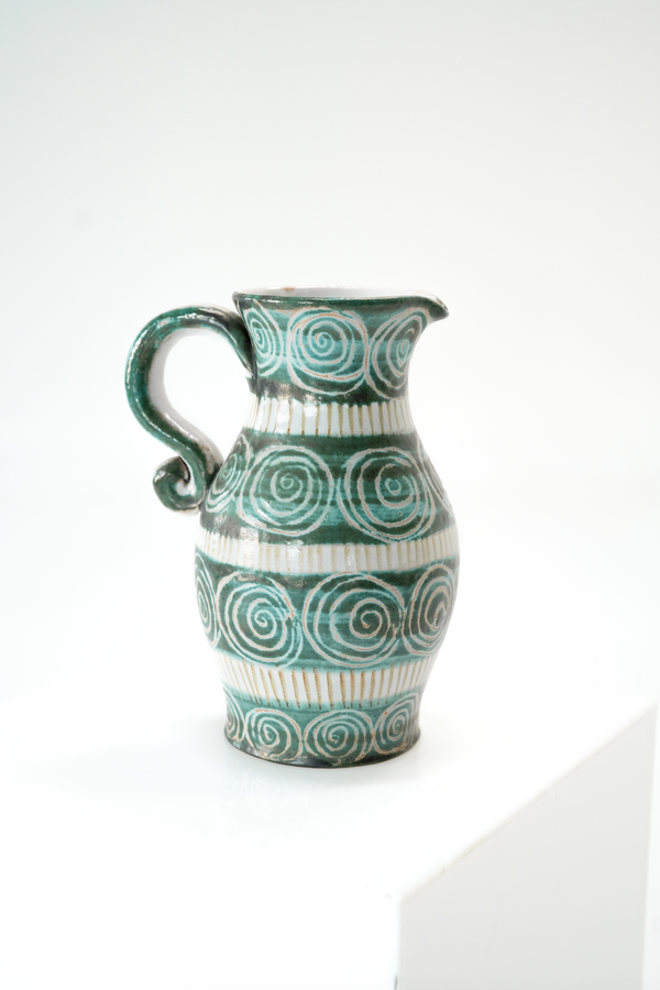 Pitcher With Handle
