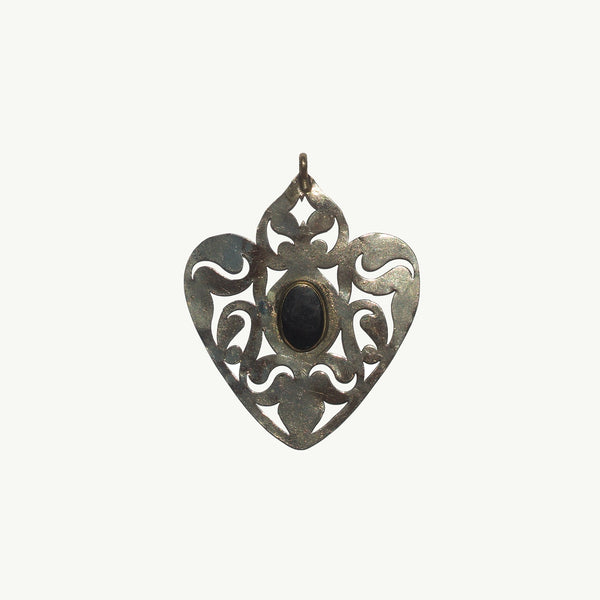 Onyx Heart Amulet